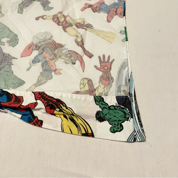 Pottery Barn Kids Marvel Comics Hero Twin Flat Sheet Hulk Captain America - Picture 11 of 16